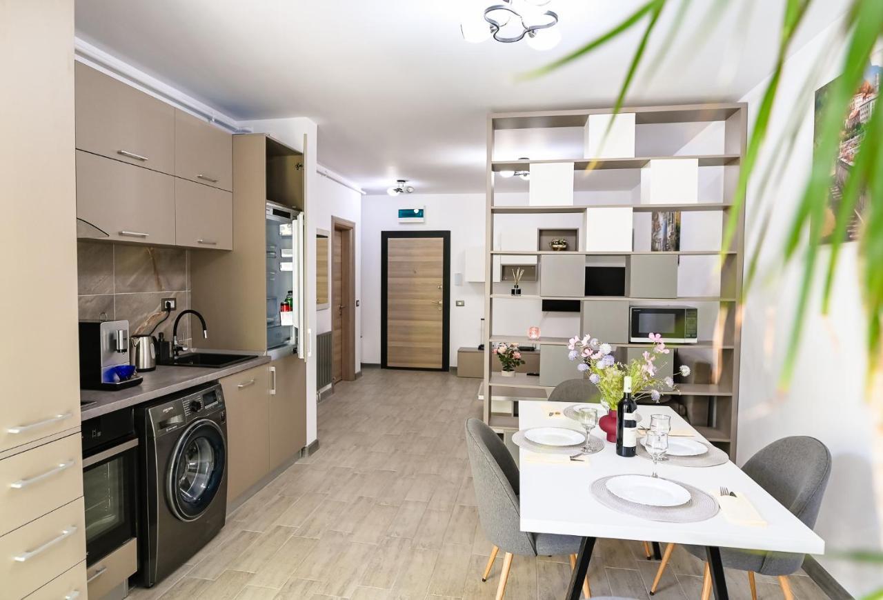 Teemo Beach Apartment, Alezzi Beach Resort 那沃达利 外观 照片