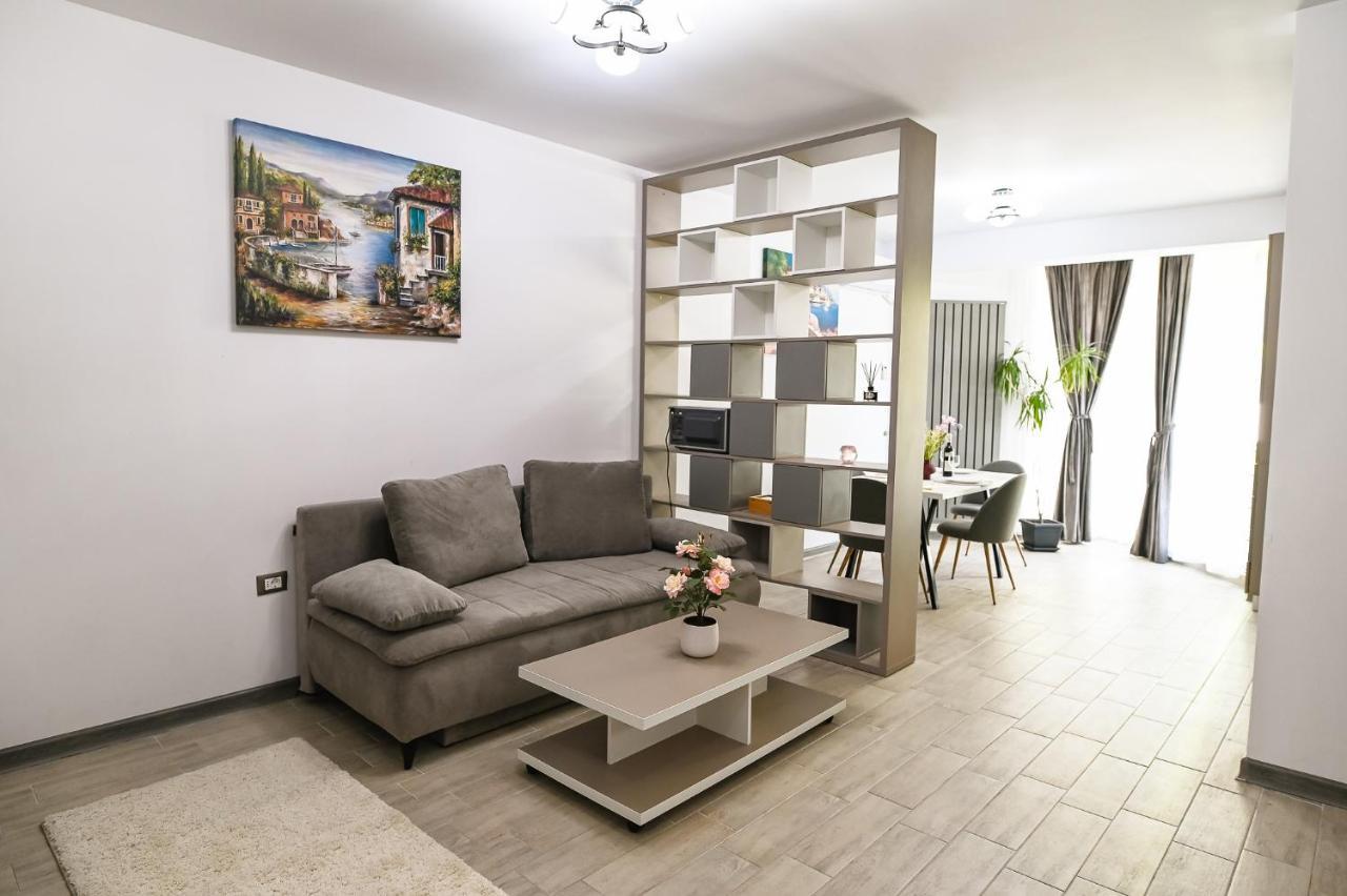 Teemo Beach Apartment, Alezzi Beach Resort 那沃达利 外观 照片