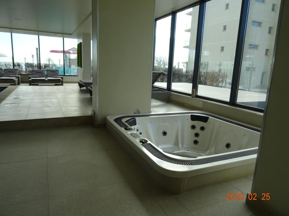Teemo Beach Apartment, Alezzi Beach Resort 那沃达利 外观 照片