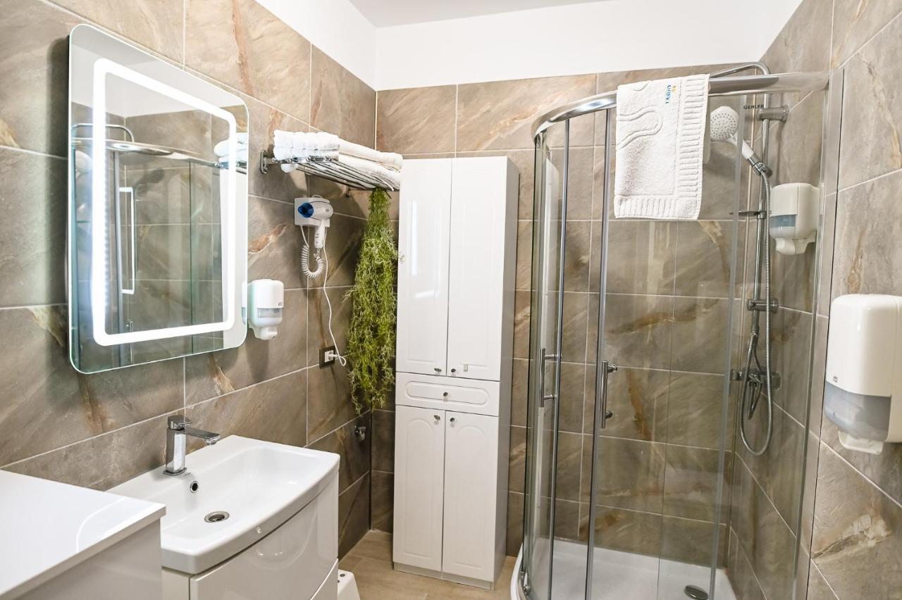 Teemo Beach Apartment, Alezzi Beach Resort 那沃达利 外观 照片
